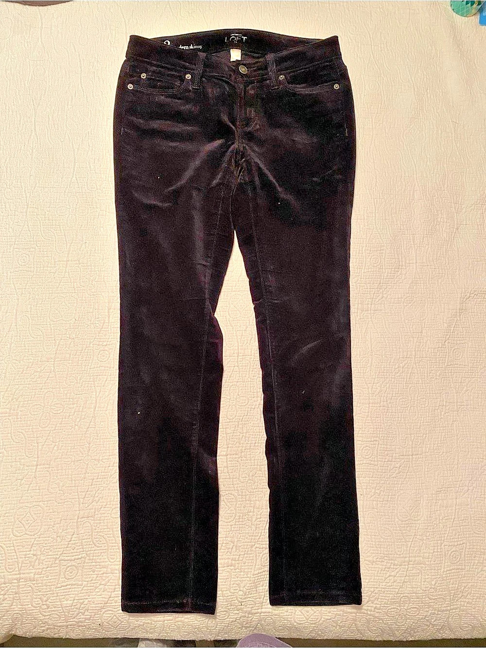 LOFT Modern Skinny Black Velour Pants/Jeans. Size 2